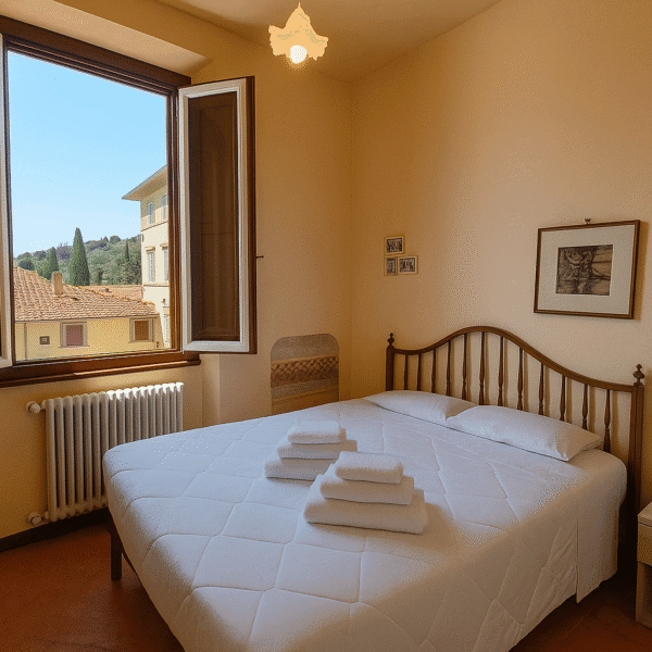 Florence apartment, florence center, bedroom with natural light